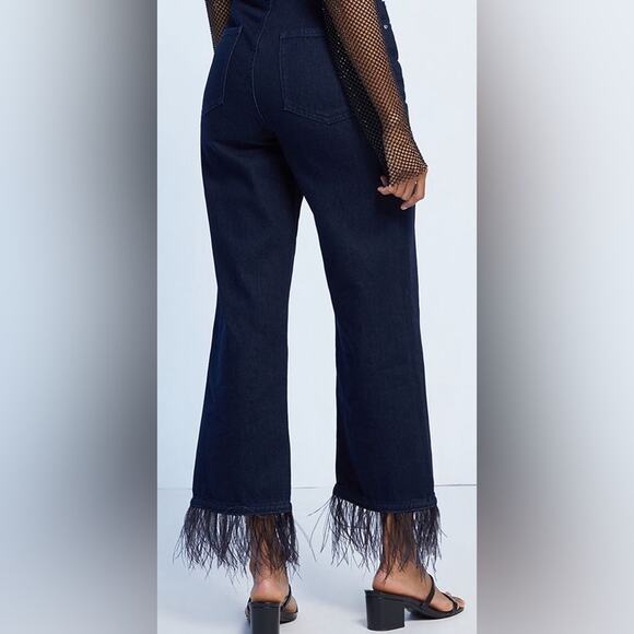 WeWoreWhat FEATHER HEM STRAIGHT LEG JEANS IN TRUE BLUE Size 32 - Picture 3 of 4